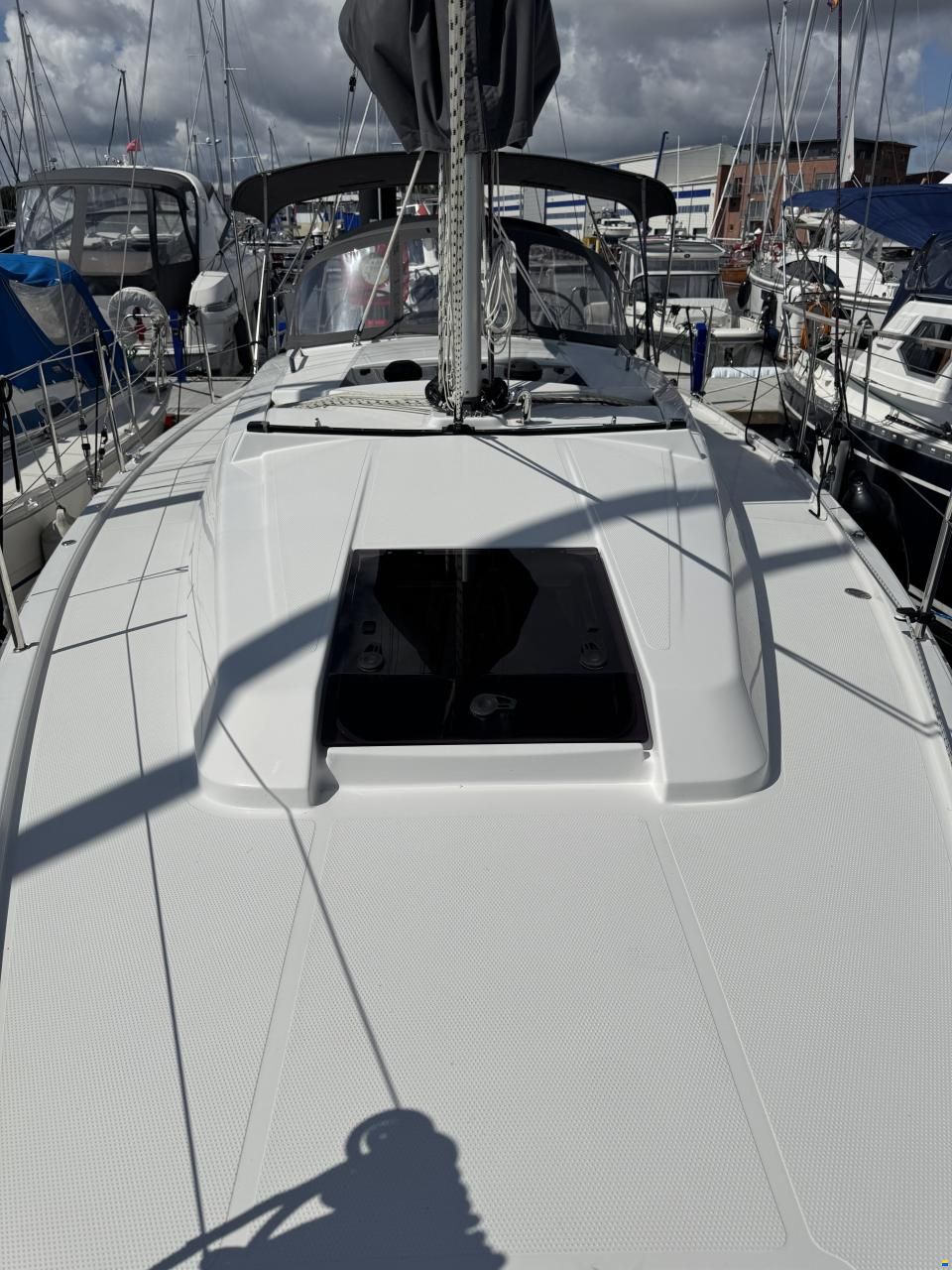 Hanse 348