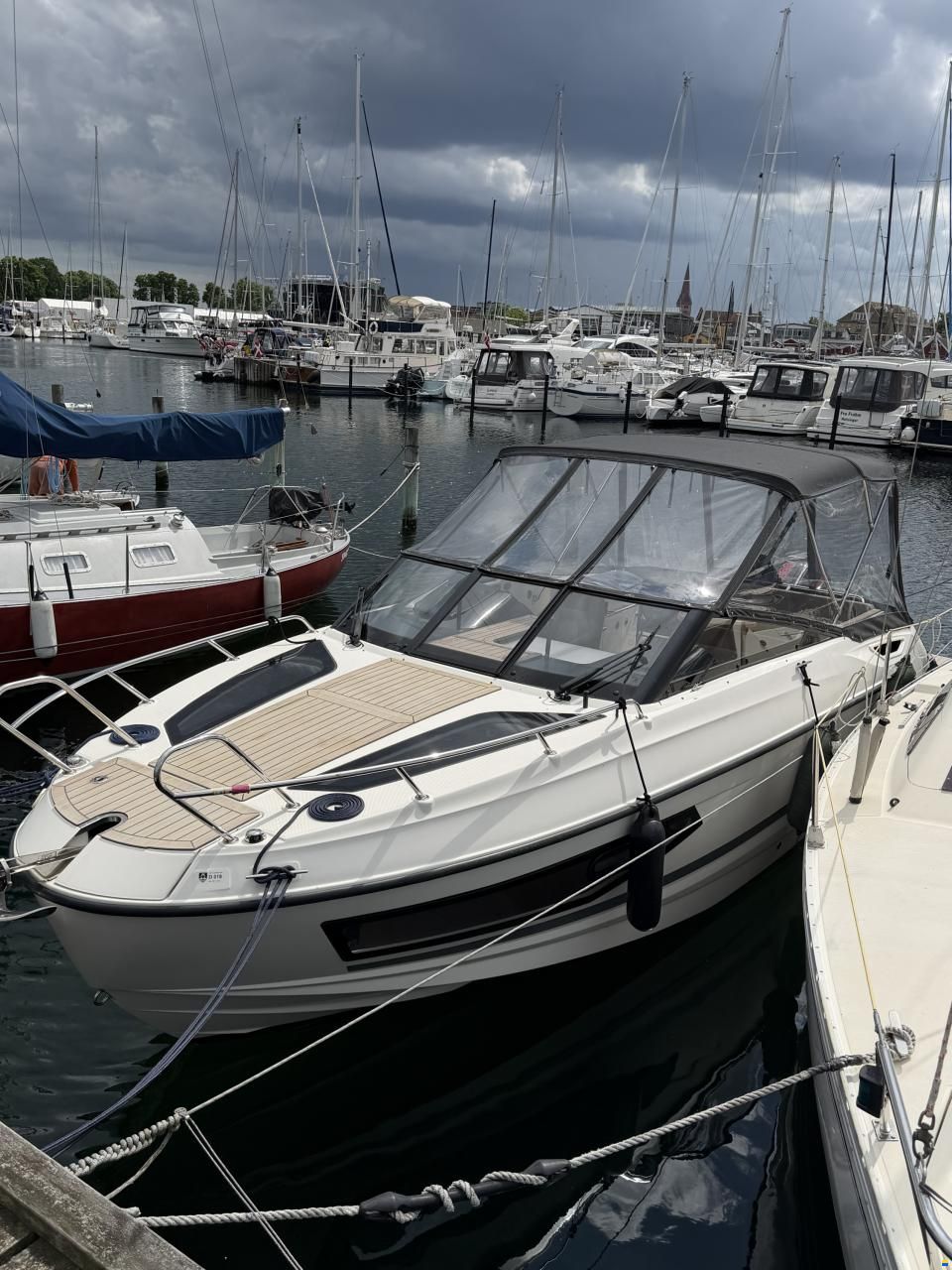 Quicksilver 755