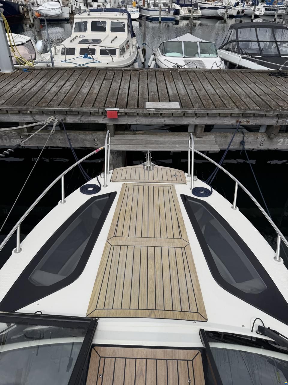 Quicksilver 755
