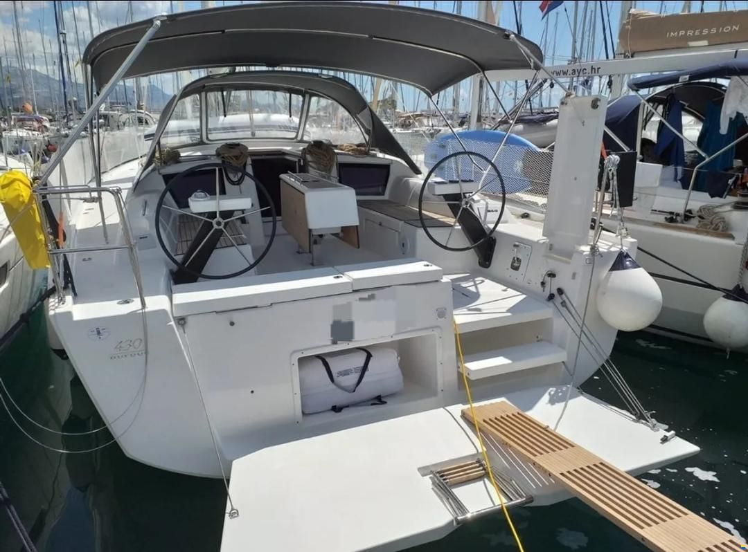 Dufour 430 GRAND LARGE