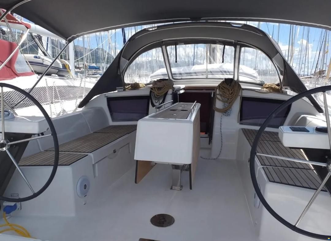 Dufour 430 GRAND LARGE