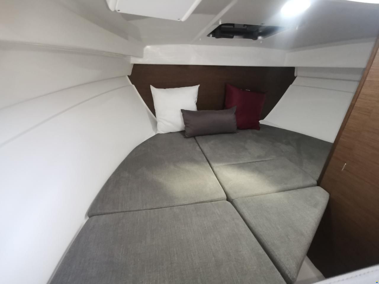 Beneteau ANTARES 7