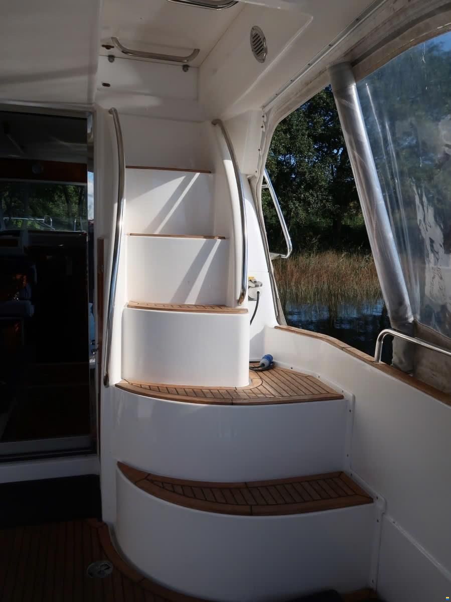 Nimbus 380 Carisma