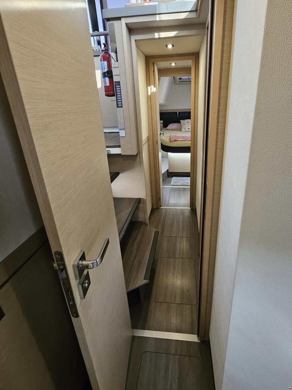 Fountaine Pajot Lucia 40