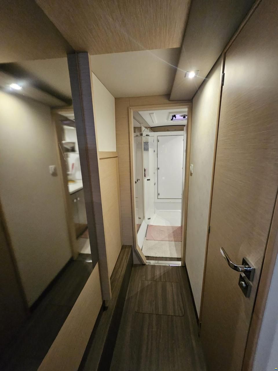 Fountaine Pajot Lucia 40