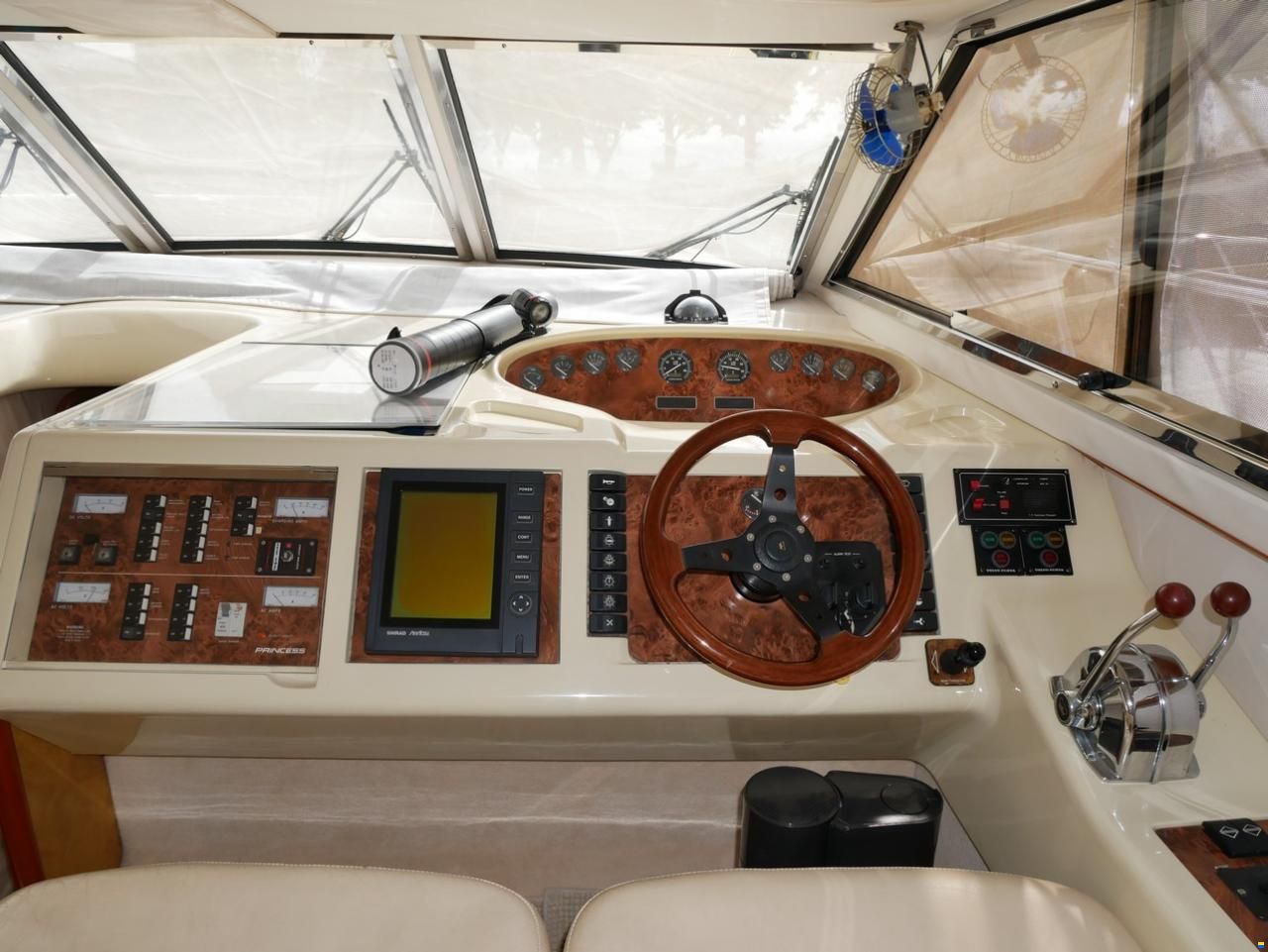 Princess 440 Fly