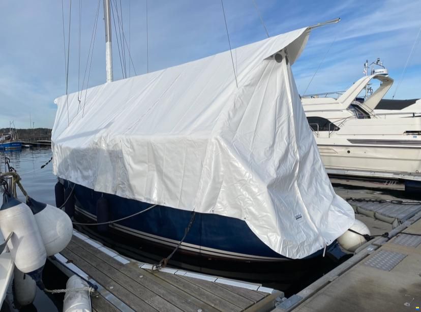 Nauticat 37