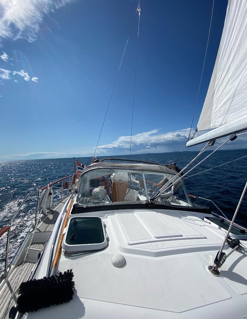 Nauticat 37