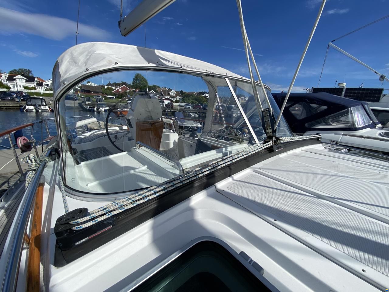 Nauticat 37