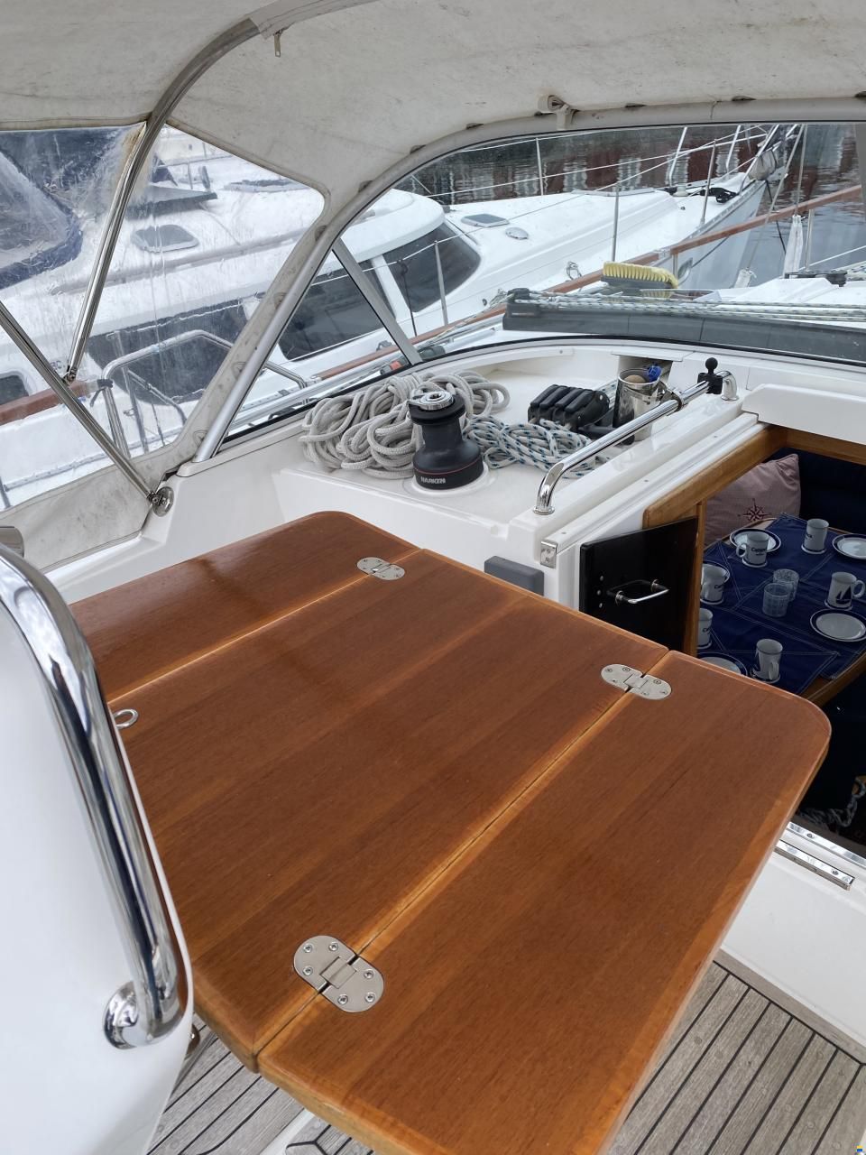 Nauticat 37