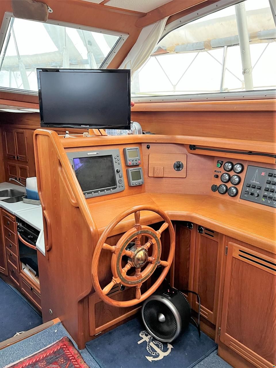 Nauticat 37