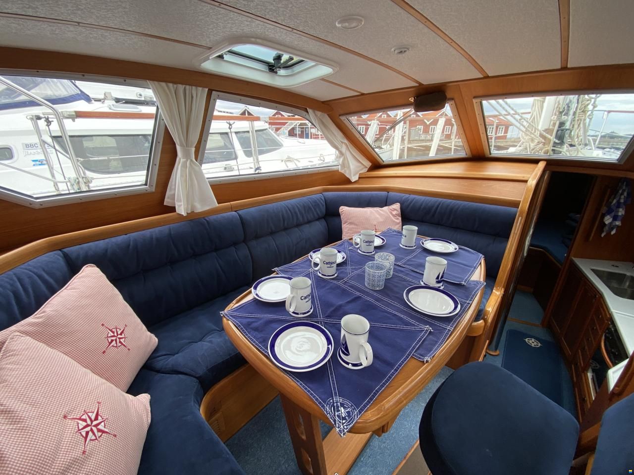 Nauticat 37