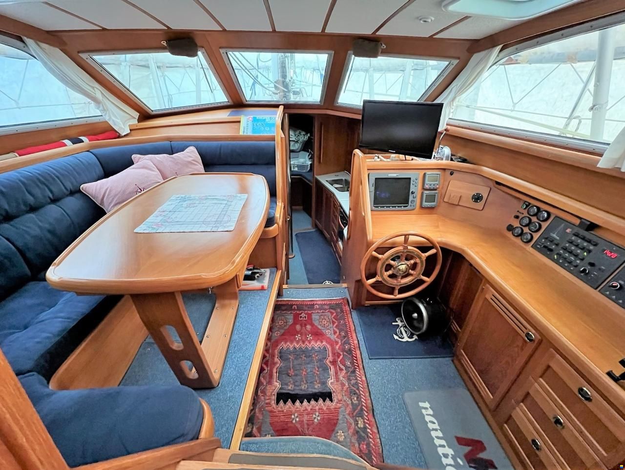 Nauticat 37