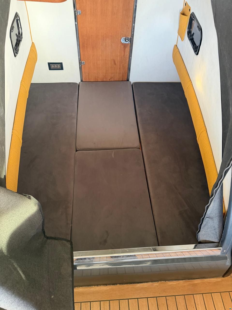 Technohull Omega 41