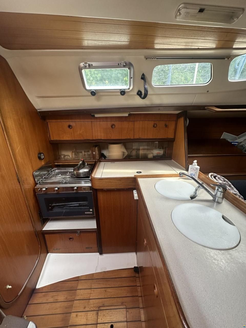 Beneteau Oceanis 350
