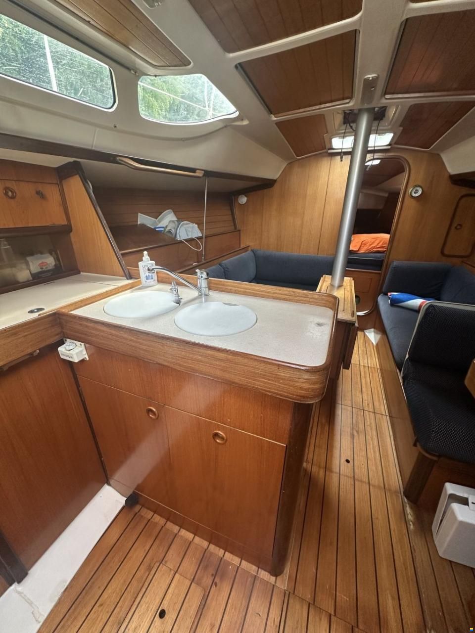 Beneteau Oceanis 350