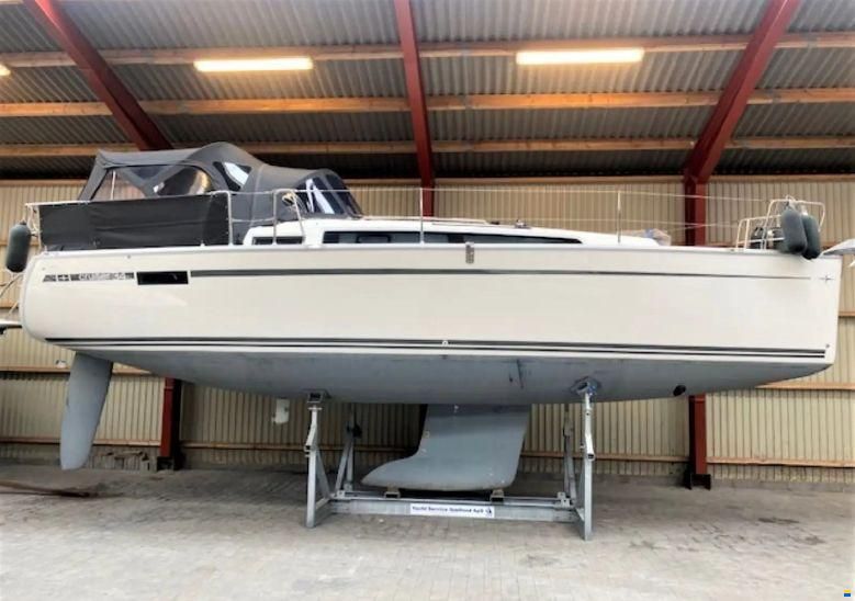 Bavaria 34 cruiser