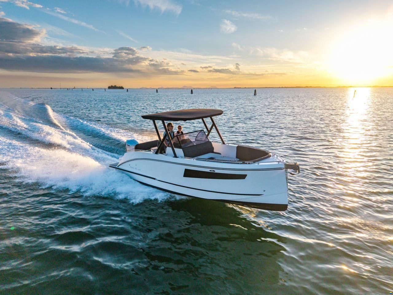 Maxima 800 Sport