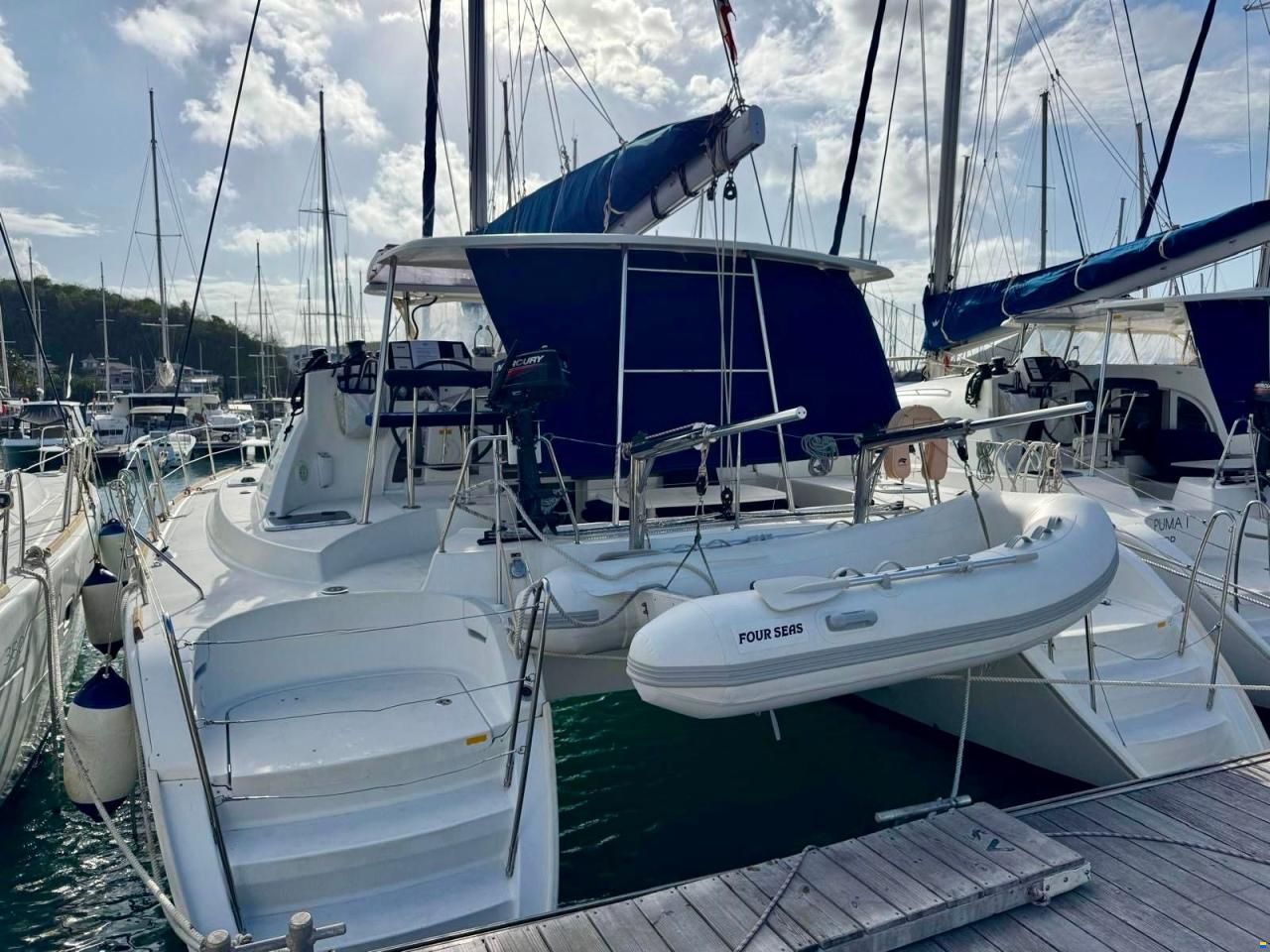 Lagoon 380