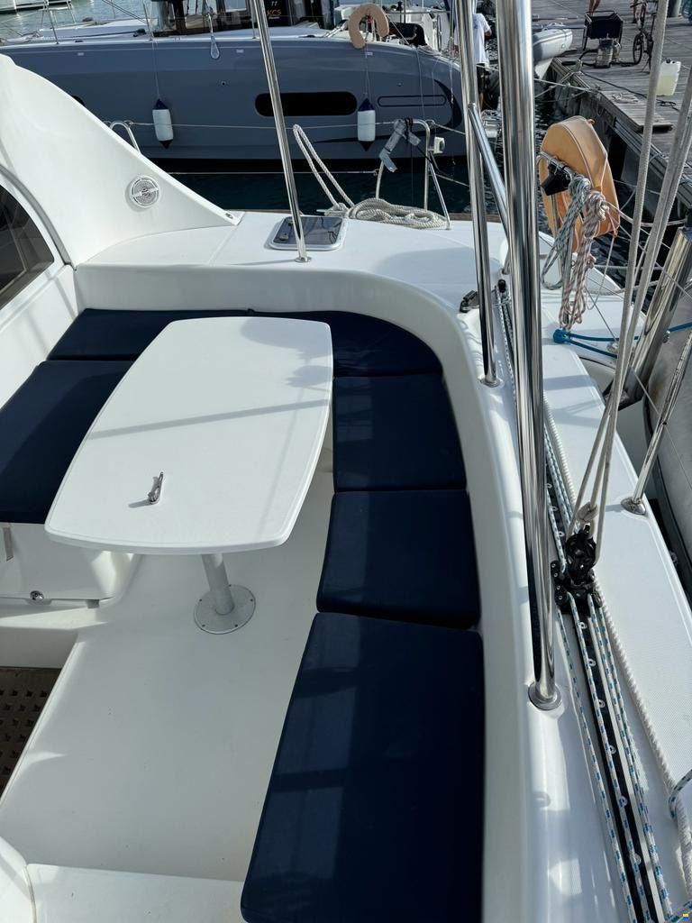 Lagoon 380