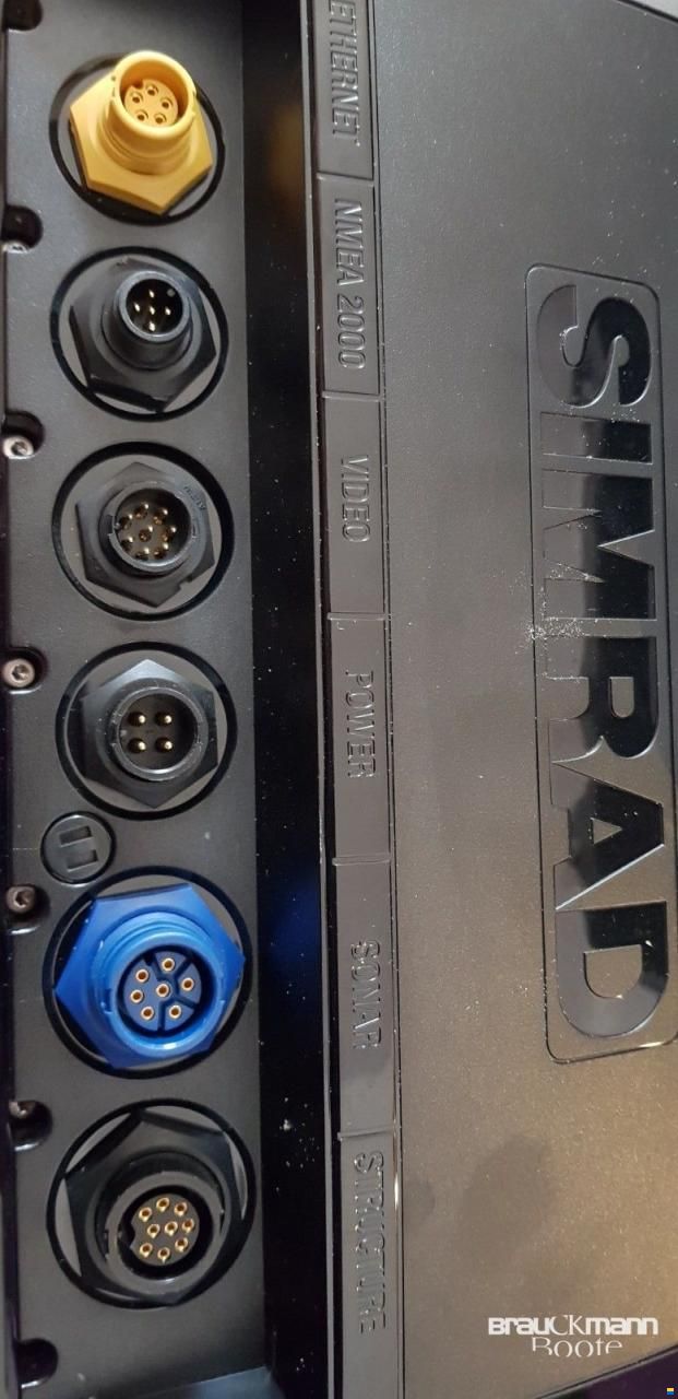 Maxum 3300 SE