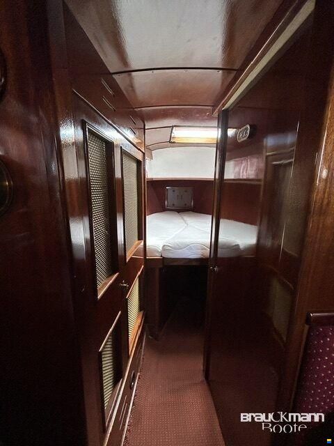 Delphin 66