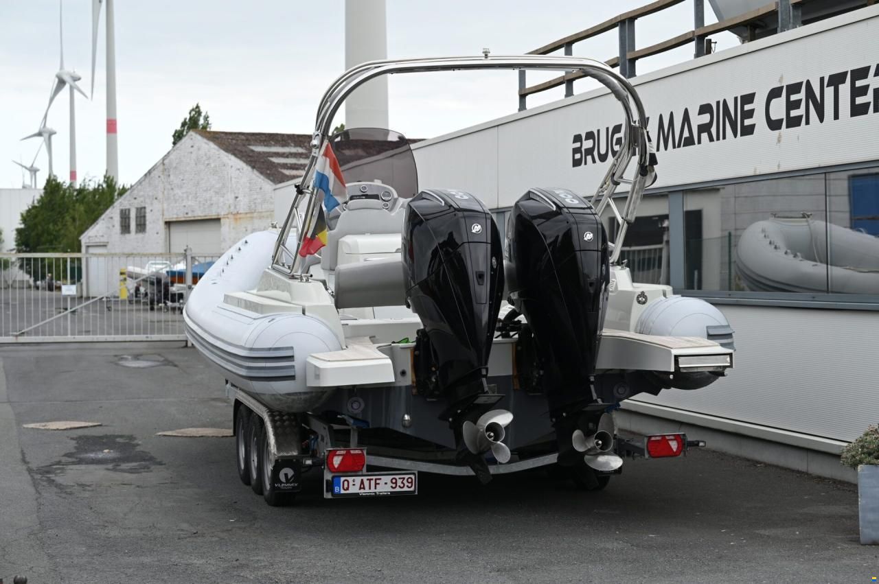 SACS Strider 900