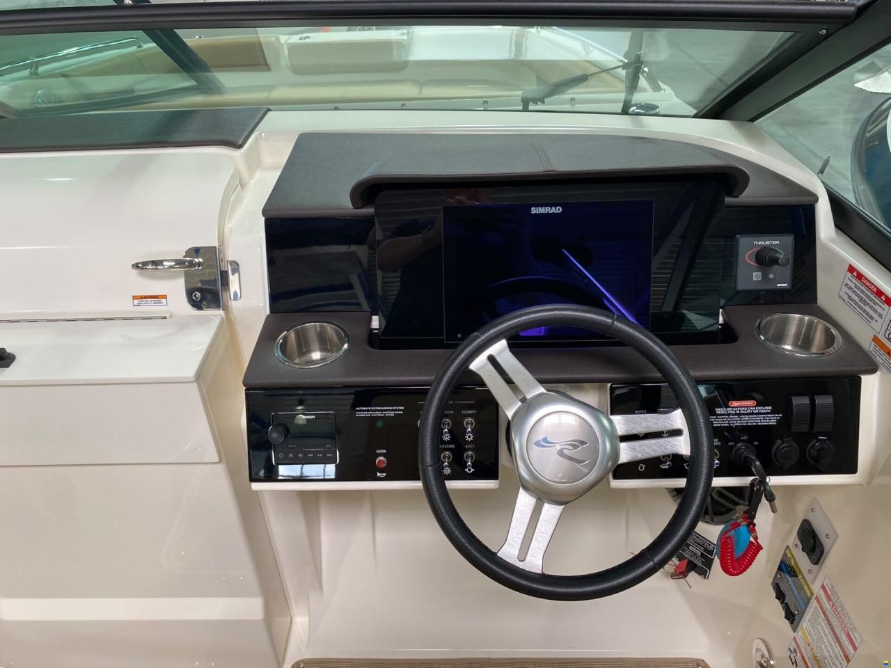 SEARAY SeaRay 250 SDX