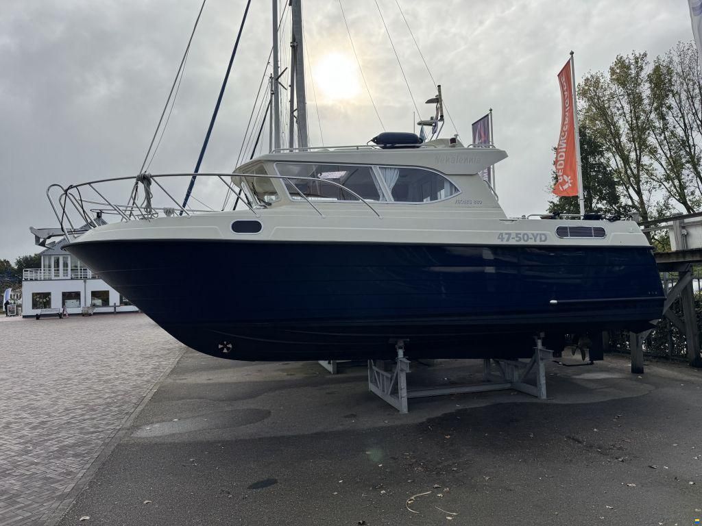 Viknes 880
