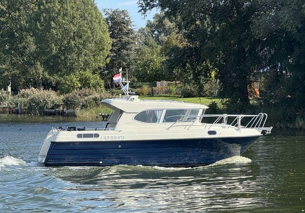 Viknes 880
