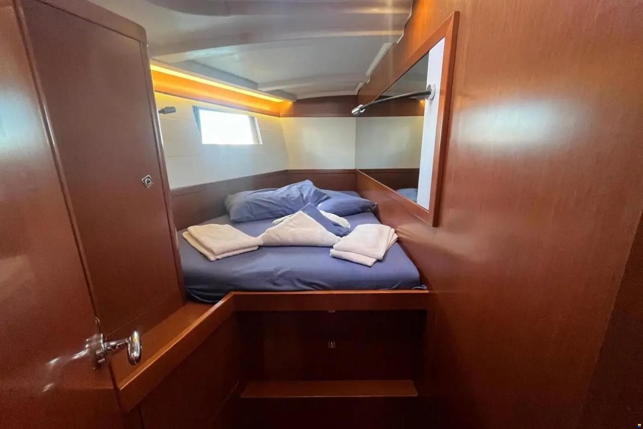 Beneteau Oceanis 48