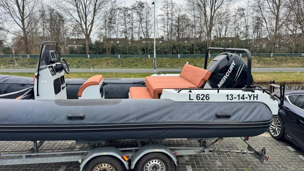Selva D760C RIB