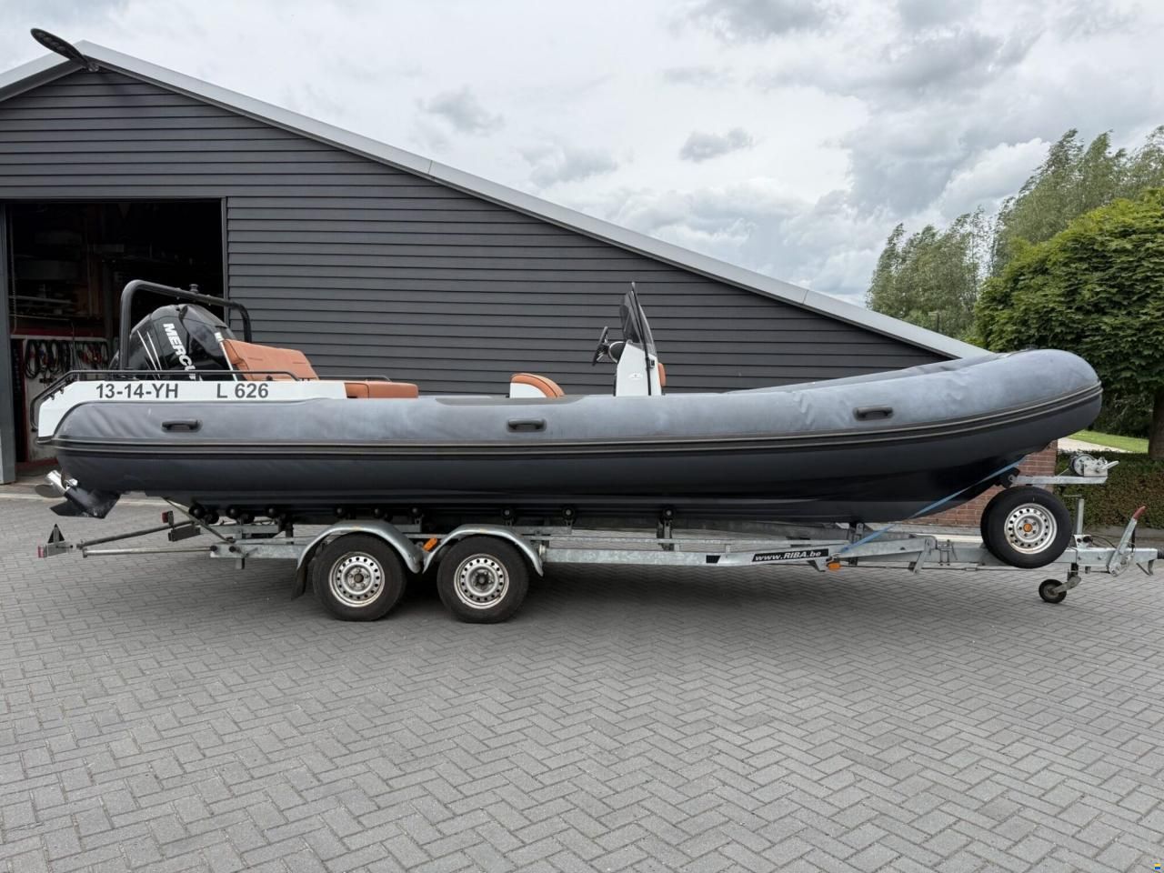 Selva D760C RIB