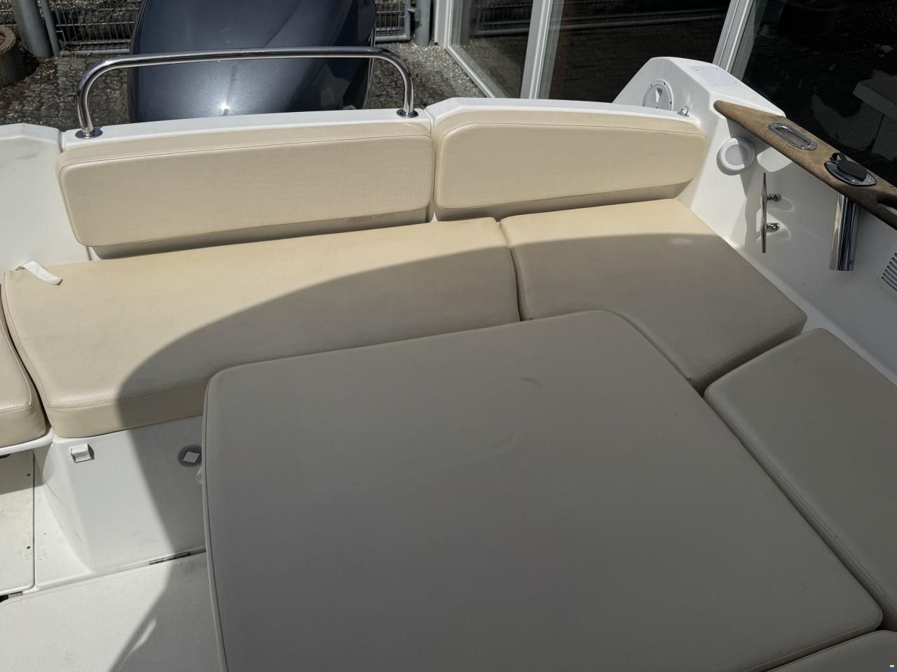 Beneteau Antares 780 med 225 hk Yamaha-EFI 4 takt