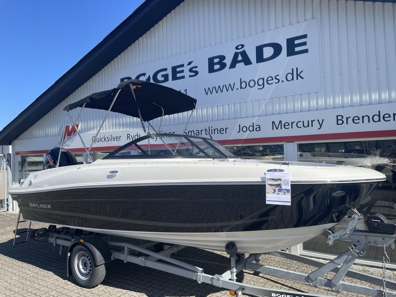 Byliner VR4 Bowrider med F115 ProXS Merc