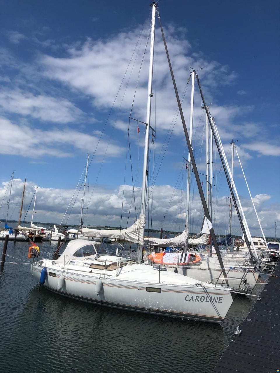 Beneteau Oceanis 320