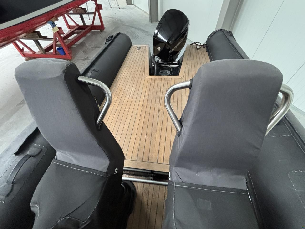 SAY Carbon Yachts RIB 31