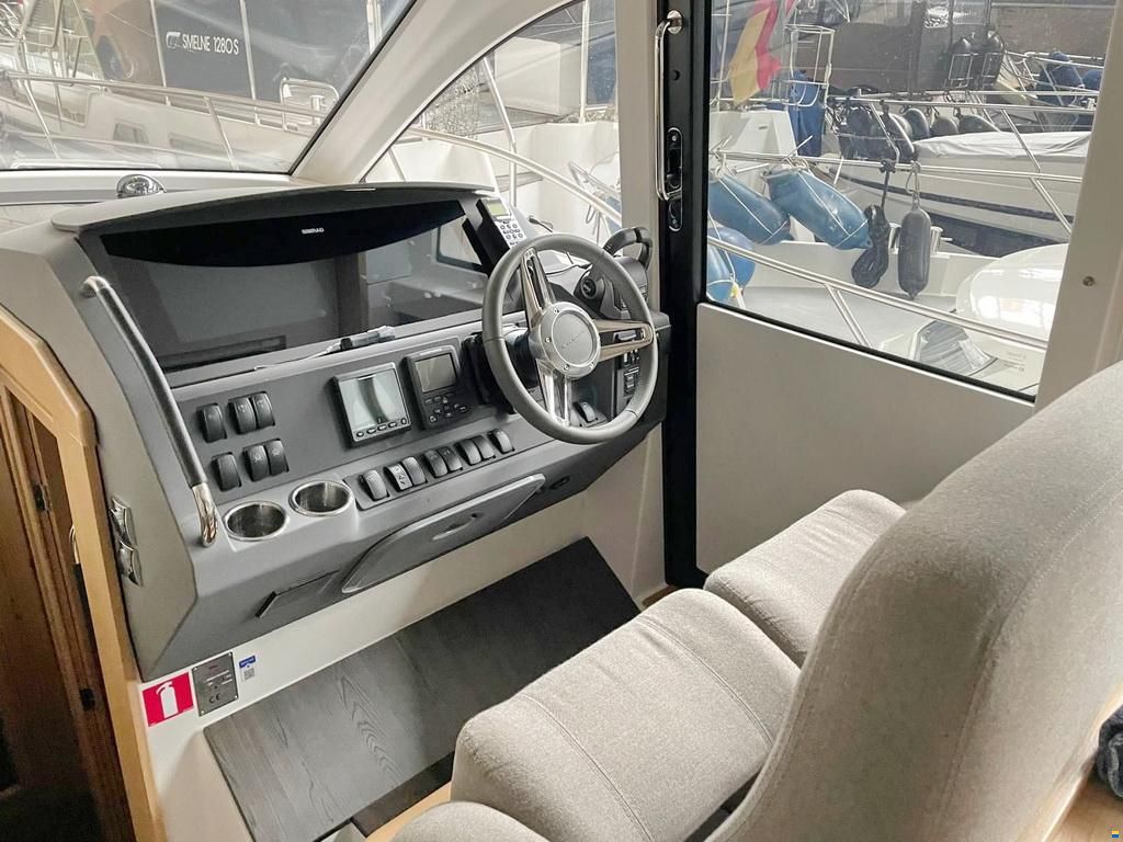 Nimbus 405 Coupe
