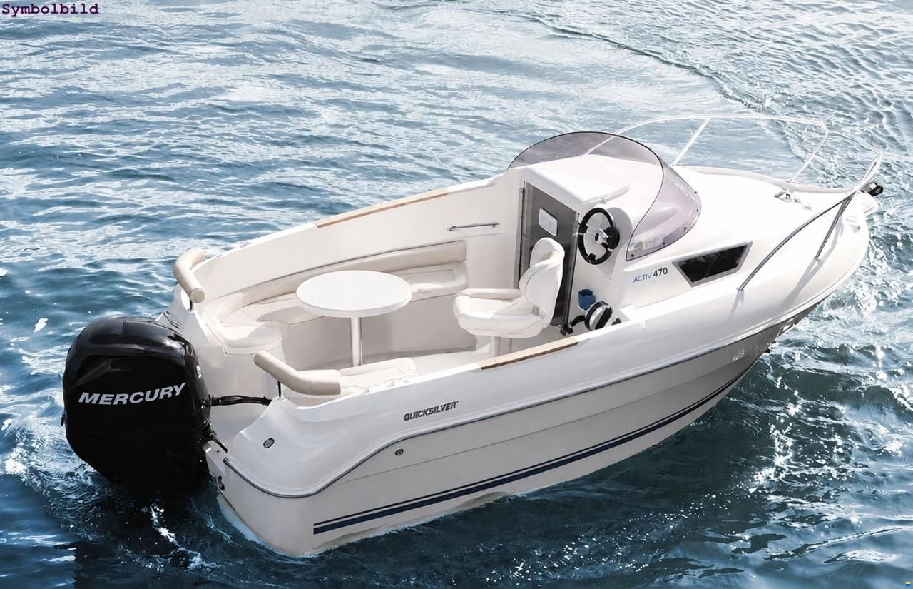 Quicksilver 470 Cabin