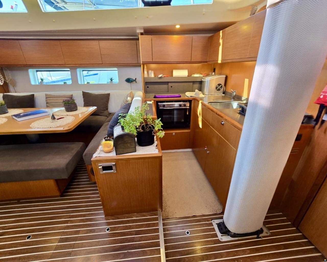 Bavaria C57