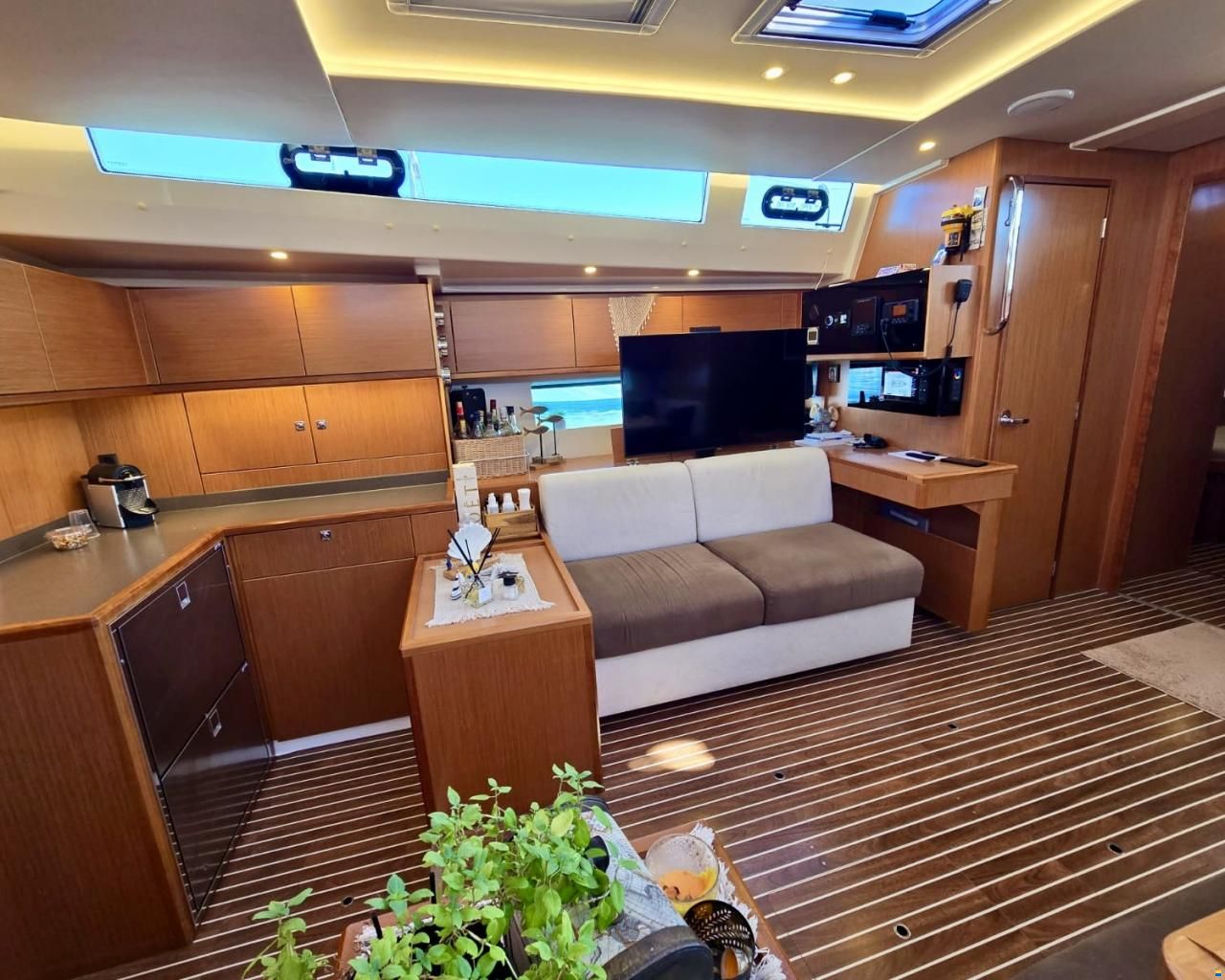Bavaria C57