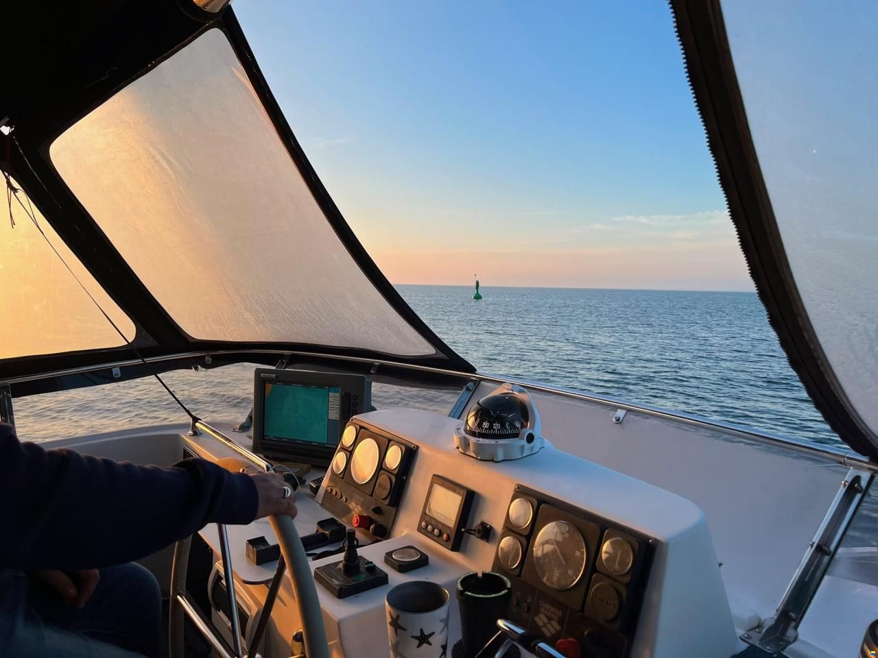 Ocean Alexander 39