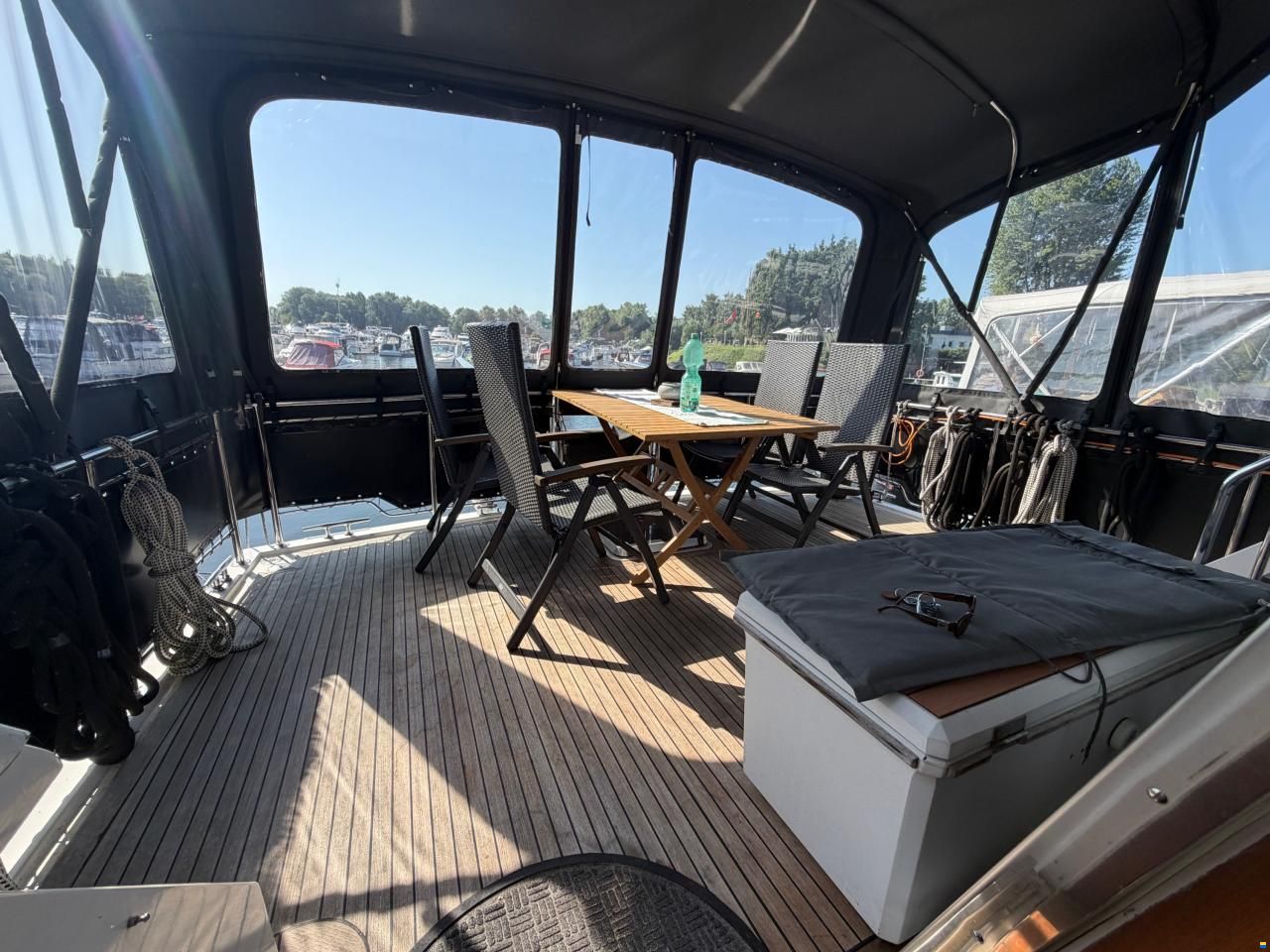 Ocean Alexander 39