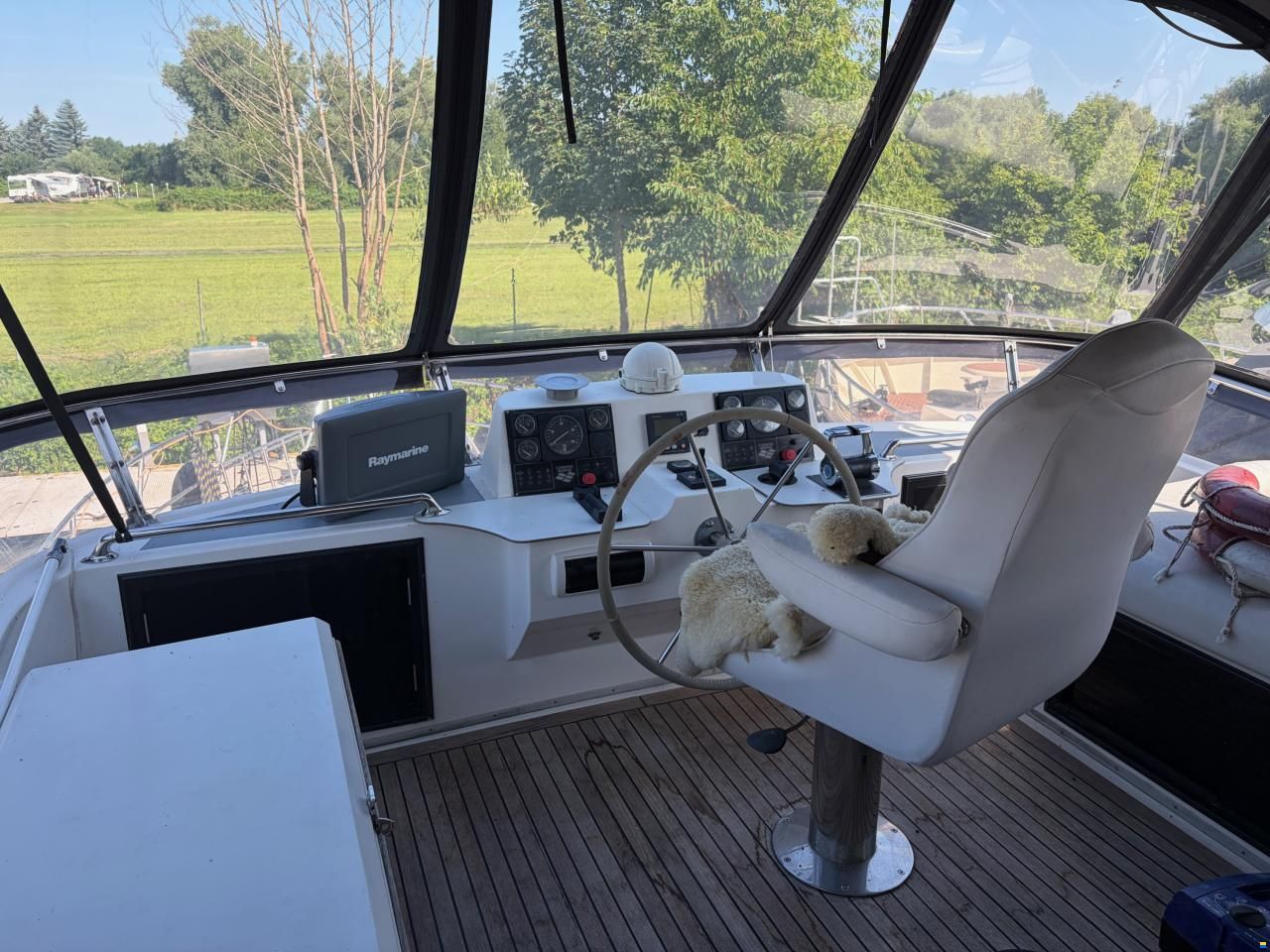 Ocean Alexander 39