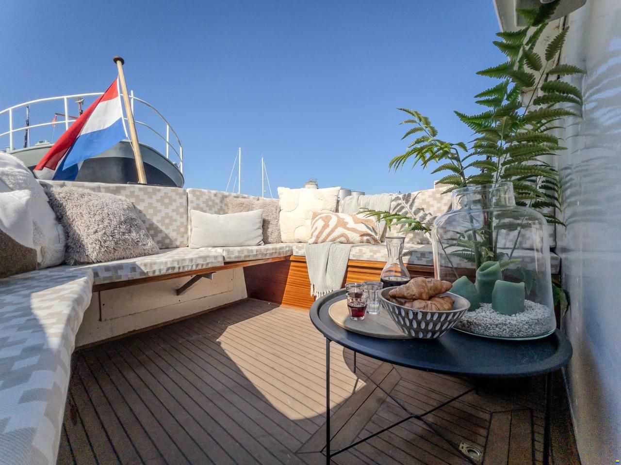 Barkas 16,5 m - woonschip