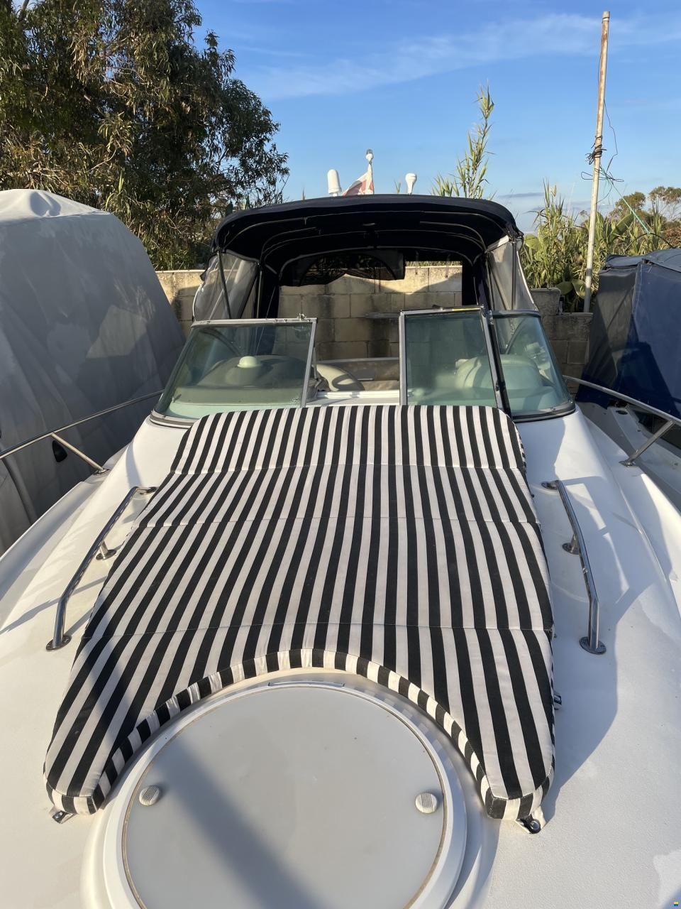 Larson Cabrio 274