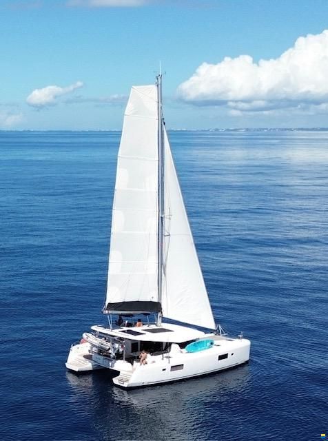 Lagoon 42