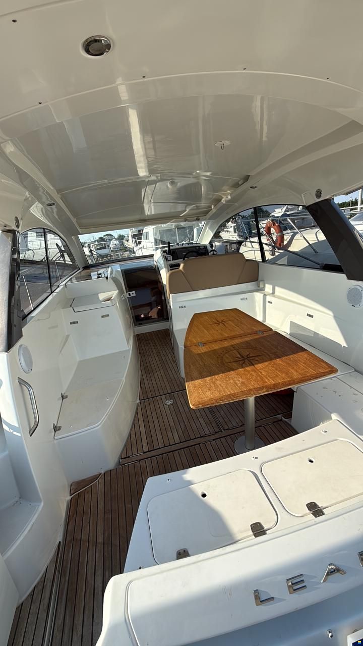 Jeanneau Leader 9 Hard Top