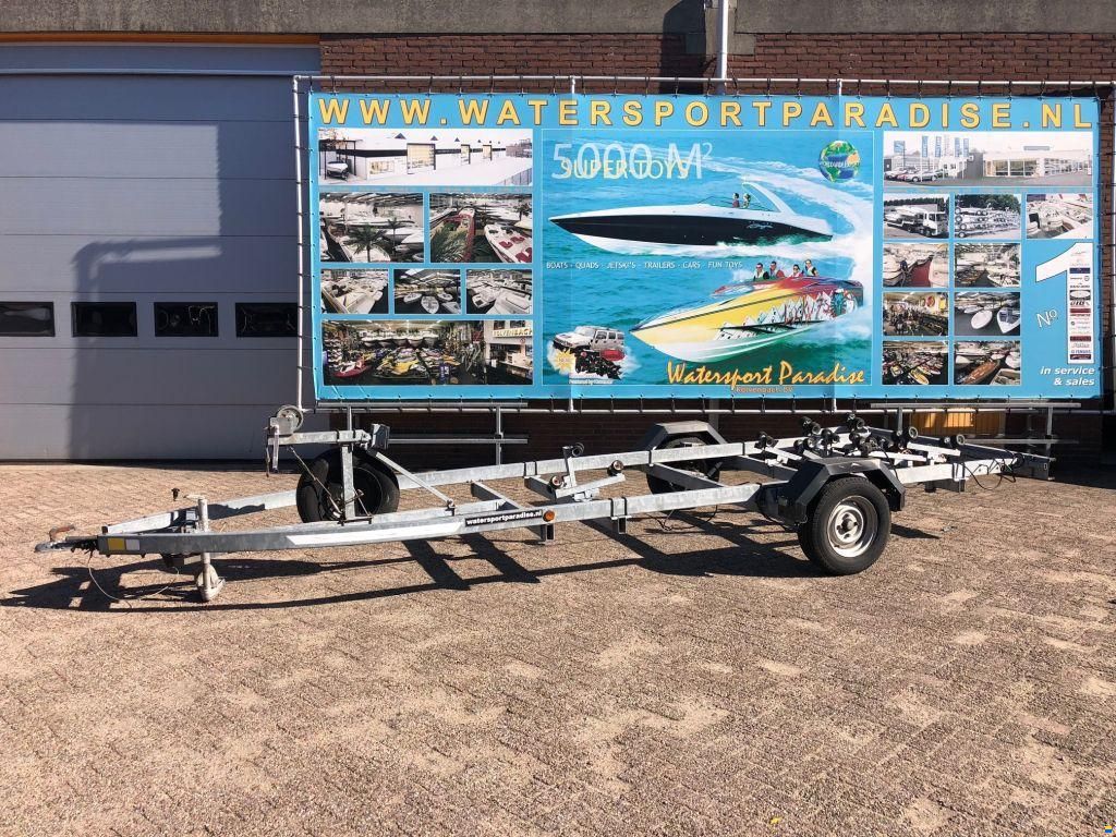 Nautilus Stallingstrailer 1-asser geremd