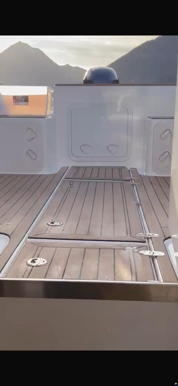 The Captains Fisher 660
